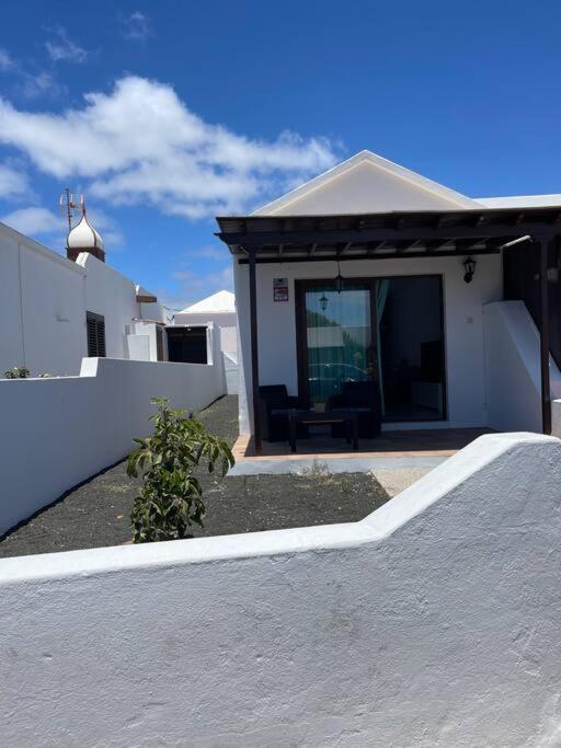 Casa Mesana Nuevo Apartamento En La Playa Con Aire Acondicionado Playa Honda  Bagian luar foto